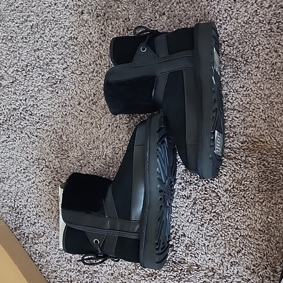 UGG black short classic boot leopard lining bow in back-5 - Picture 7 of 13